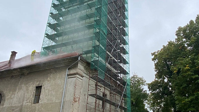 Curatare Acoperisuri Cladiri prin HidroSablare